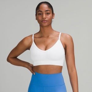 Lululemon ebb to Street Bra Light Support C/D cup